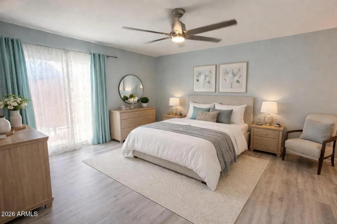 Real Estate Picture 13