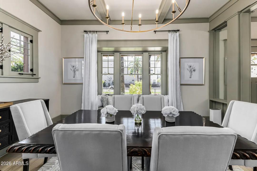 Real Estate Picture 11