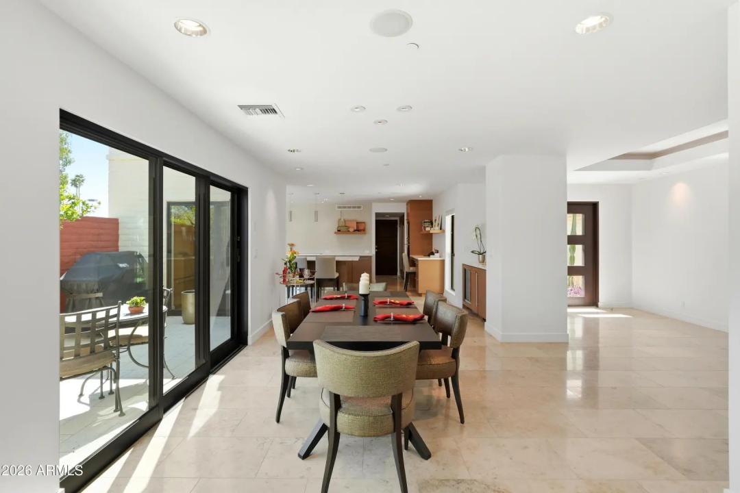 Real Estate Picture 6