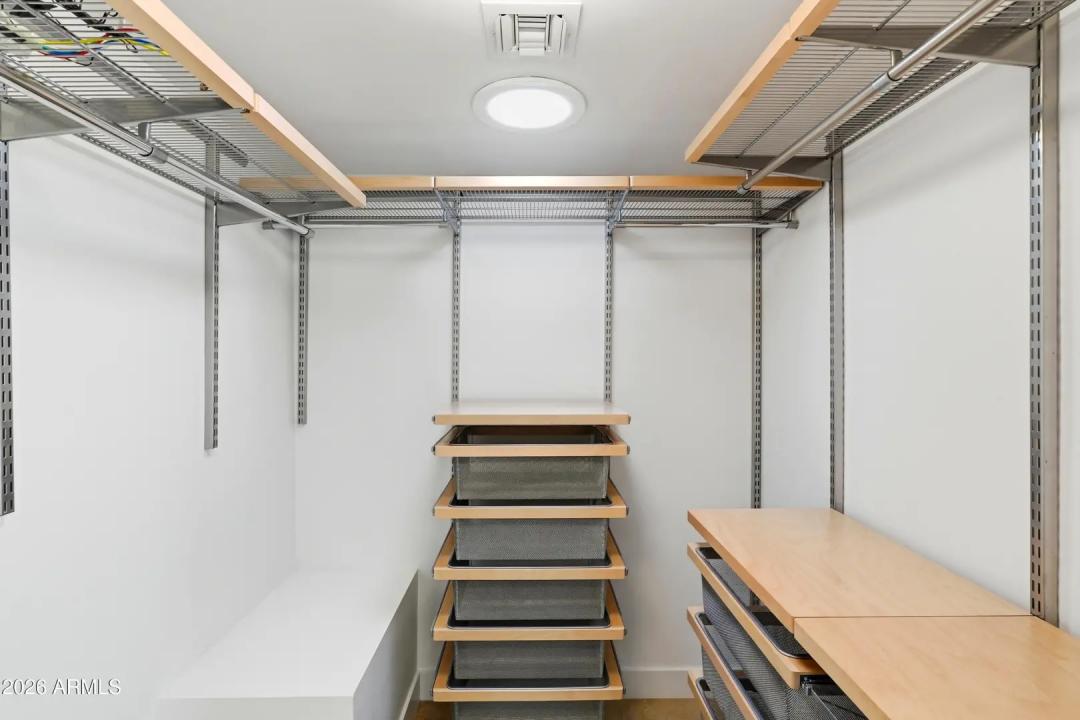 Real Estate Picture 29