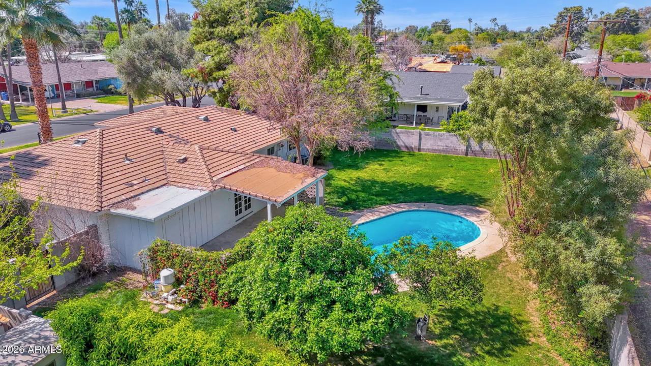 Real Estate Picture 39