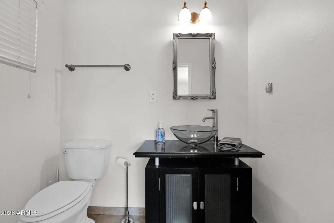 Real Estate Picture 20