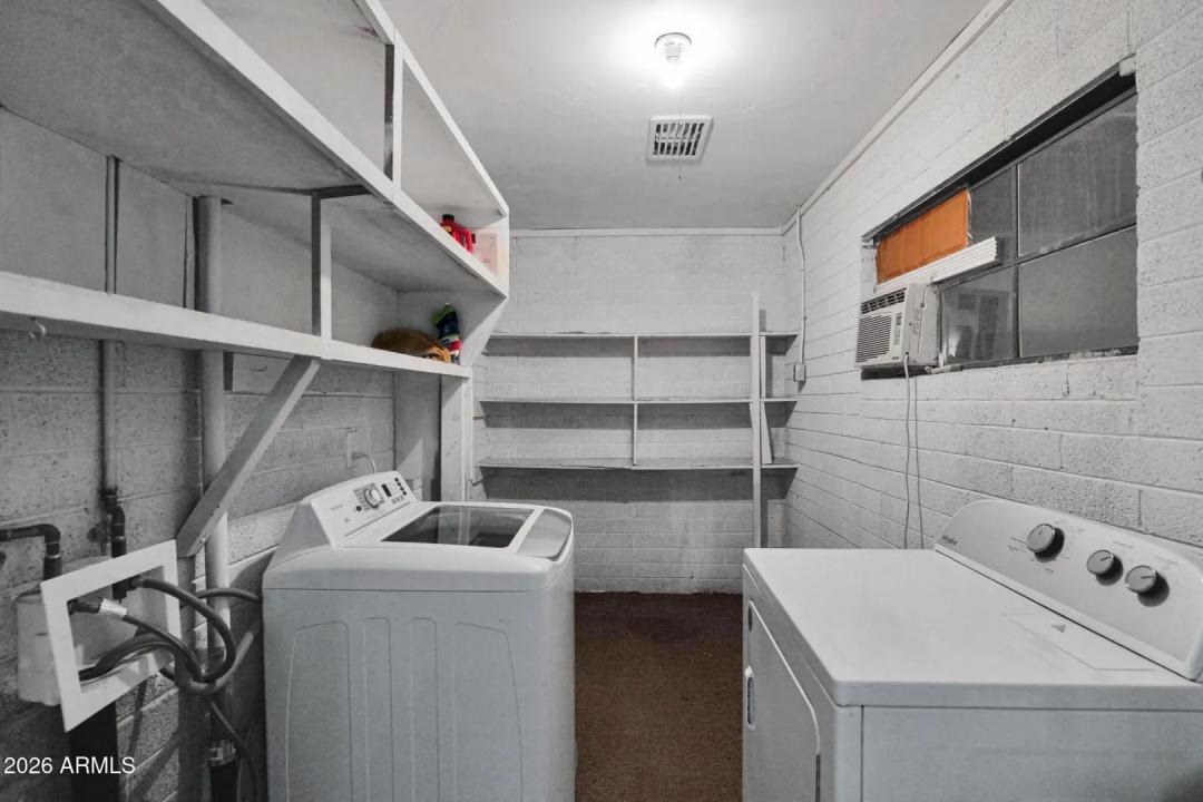 Real Estate Picture 28