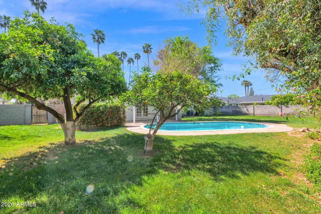 Real Estate Picture 34