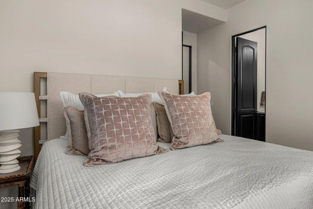 Real Estate Picture 19