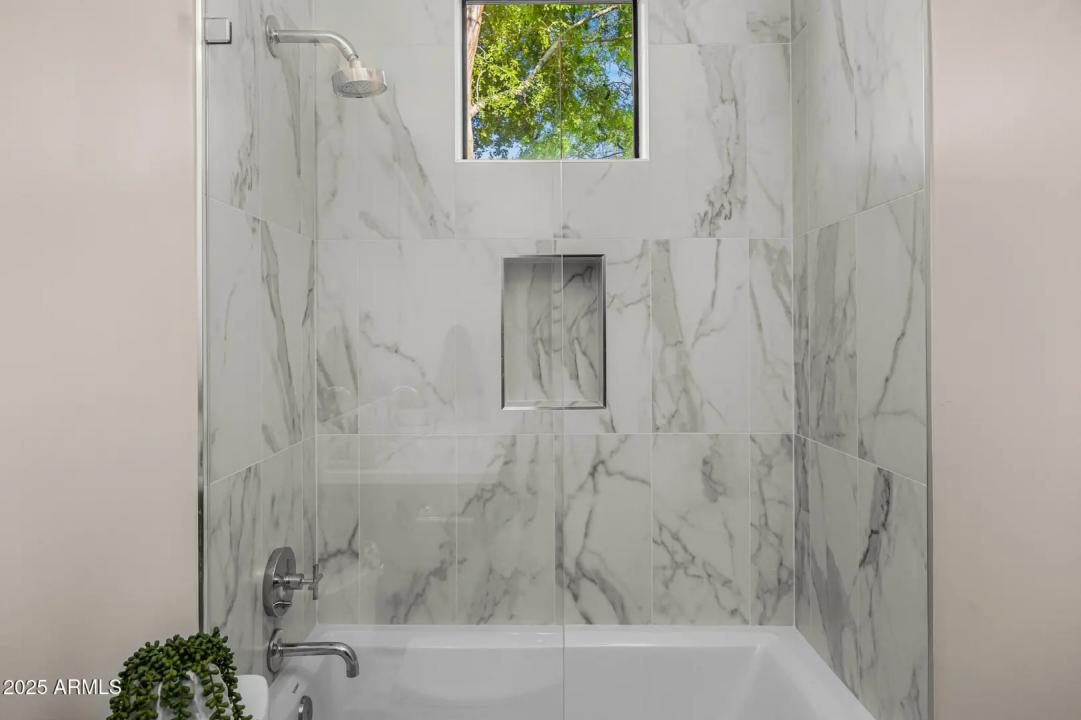 Real Estate Picture 20