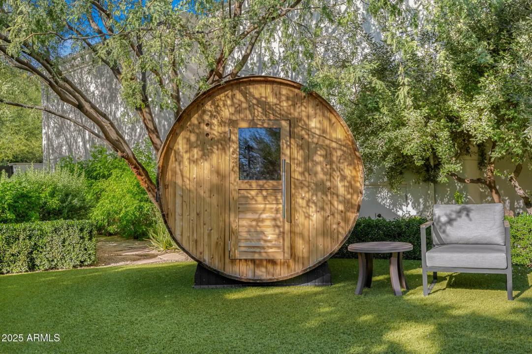 Real Estate Picture 39