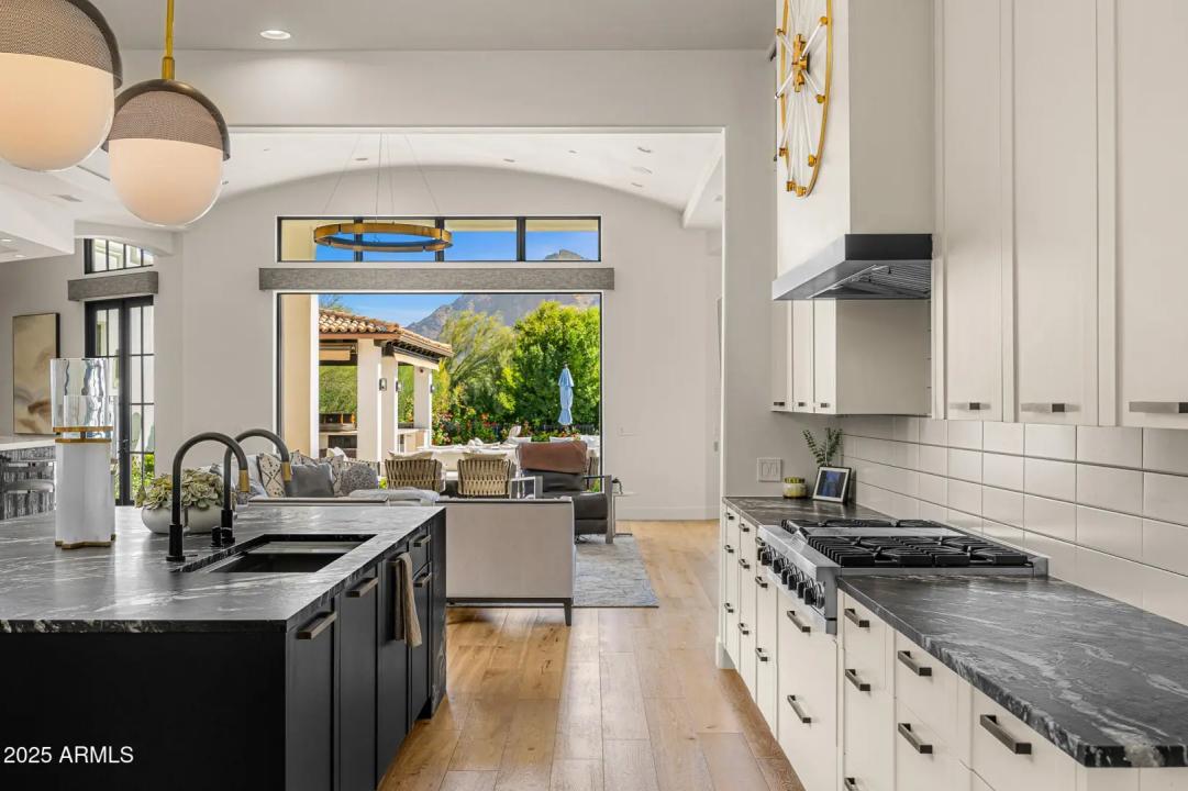 Real Estate Picture 40