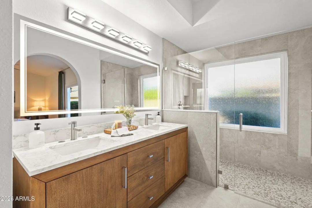 Real Estate Picture 26