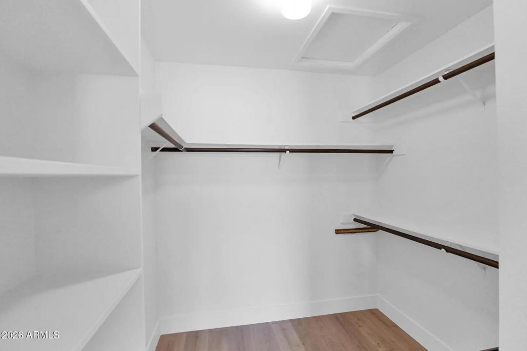 Real Estate Picture 28