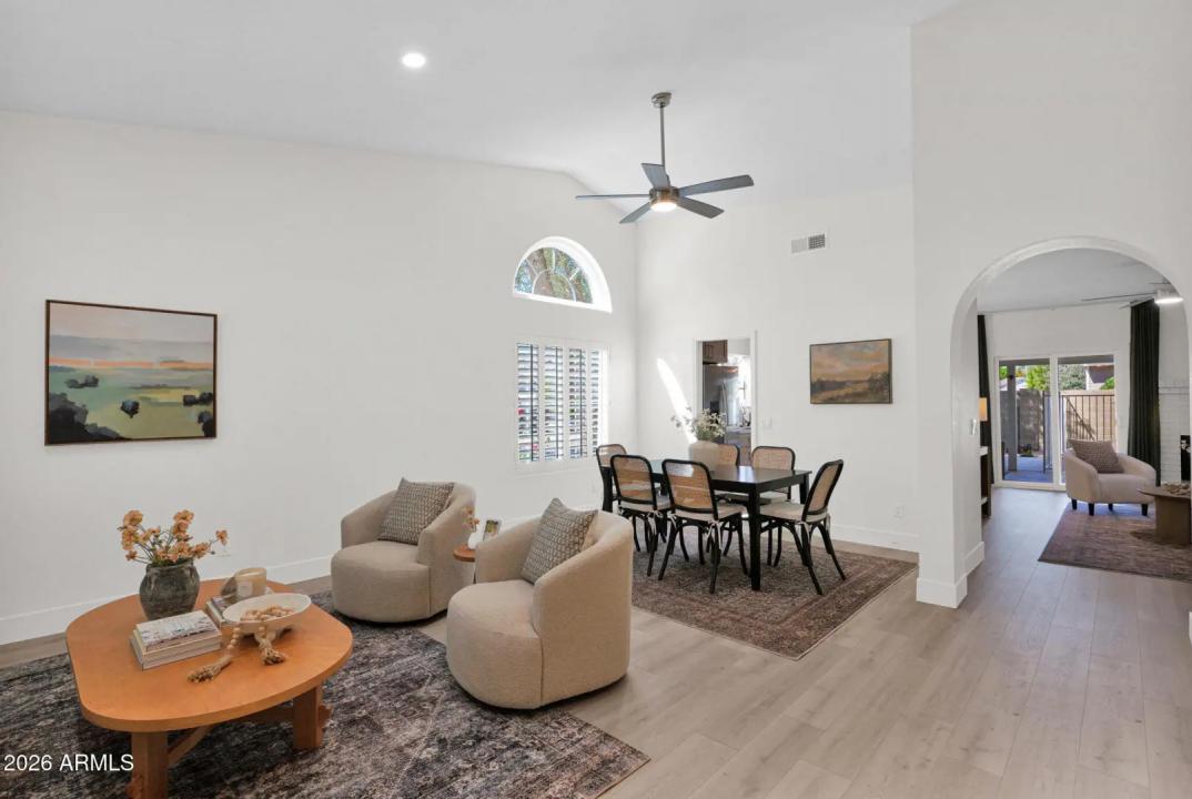 Real Estate Picture 19