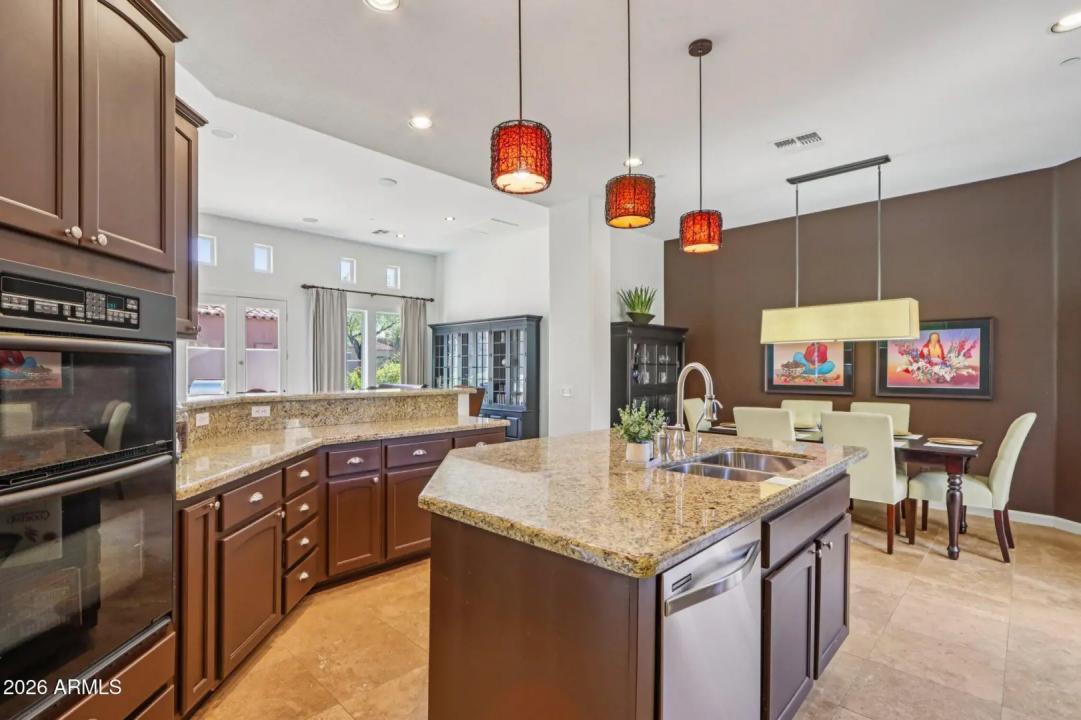 Real Estate Picture 13