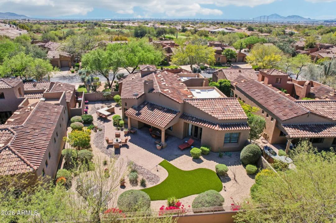 Real Estate Picture 40