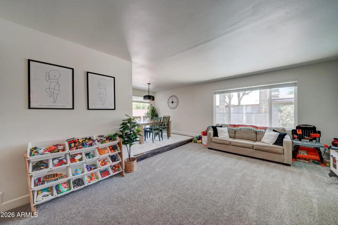 Real Estate Picture 2