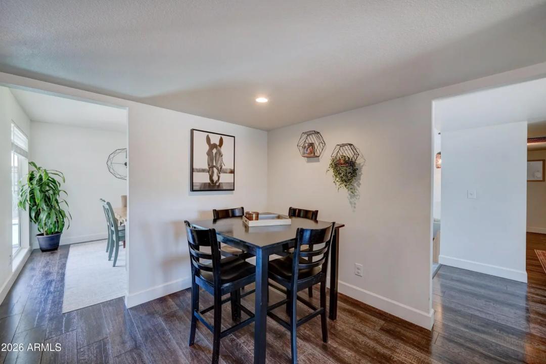 Real Estate Picture 9