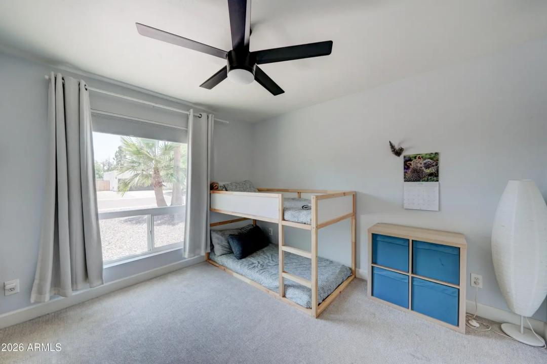 Real Estate Picture 10