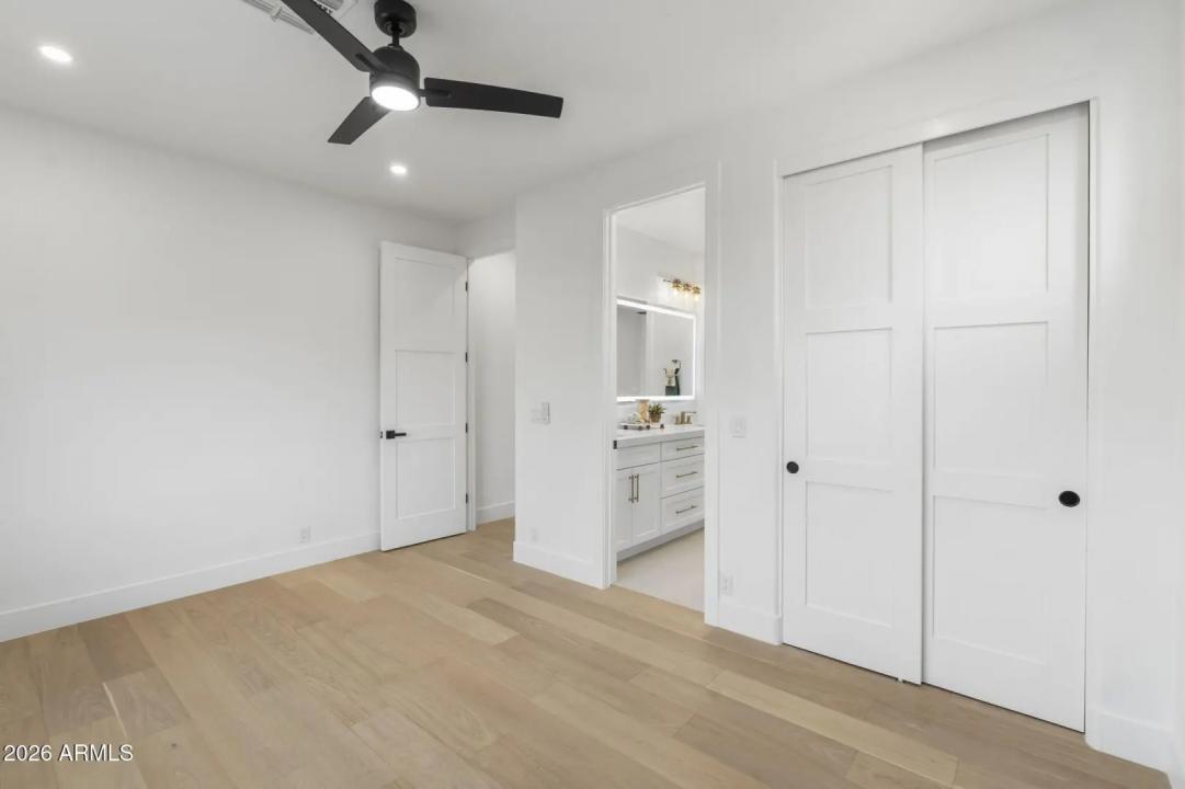 Real Estate Picture 18