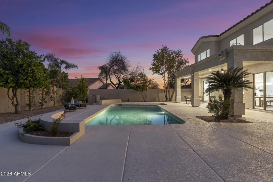 Real Estate Picture 22