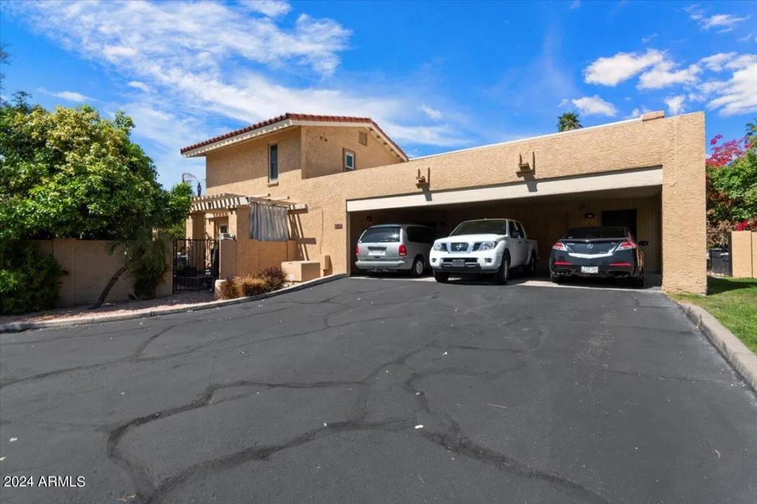 Real Estate Picture 19