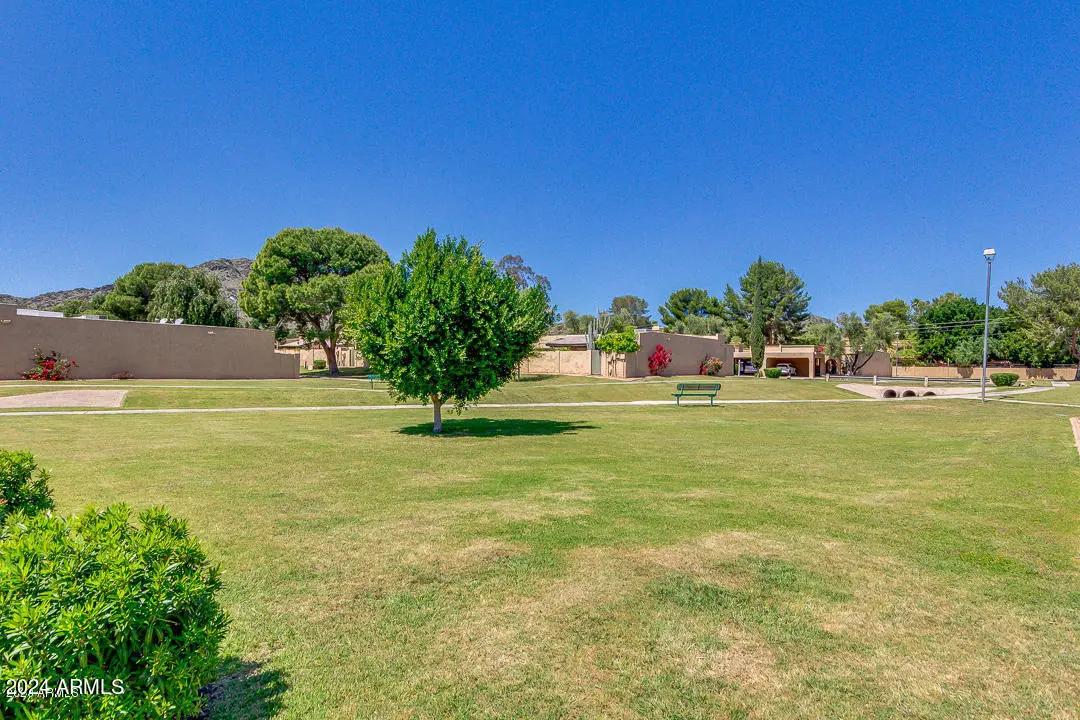 Real Estate Picture 21