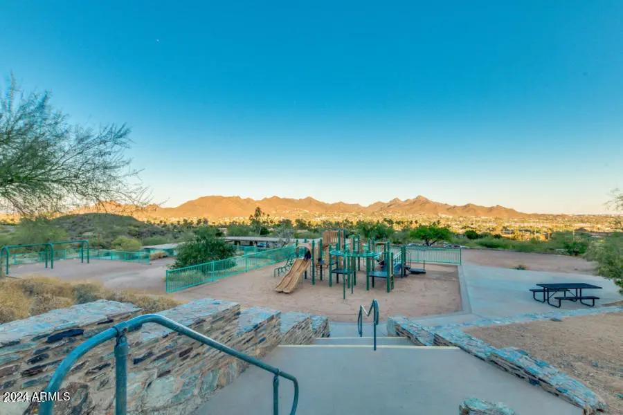 Real Estate Picture 28