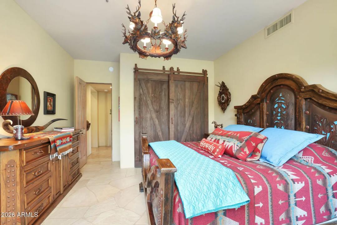 Real Estate Picture 27