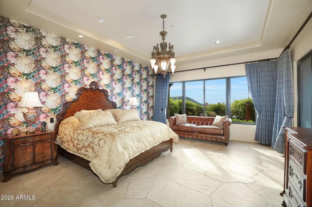 Real Estate Picture 21