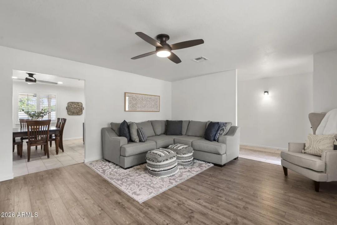 Real Estate Picture 6