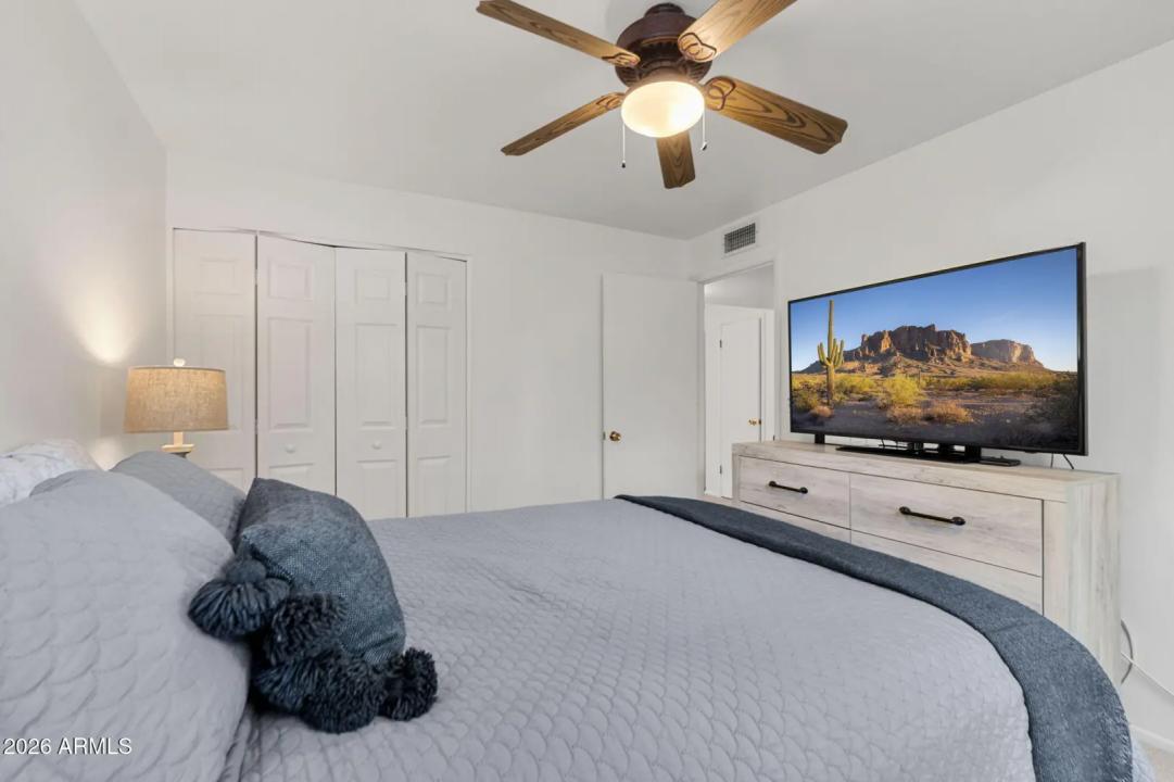 Real Estate Picture 22