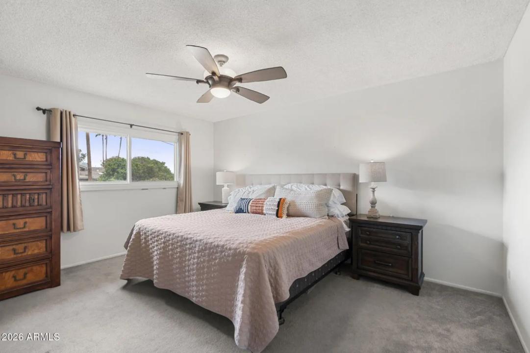 Real Estate Picture 15