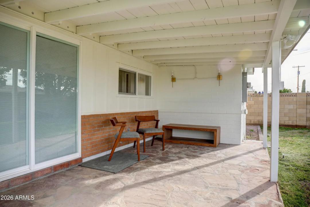 Real Estate Picture 13