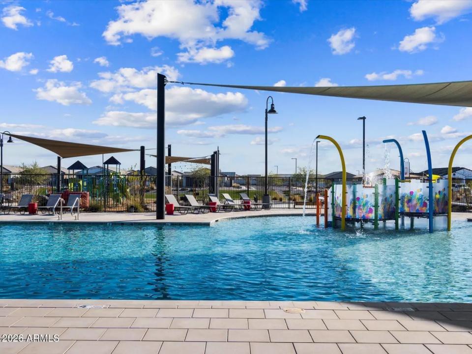 Real Estate Picture 39