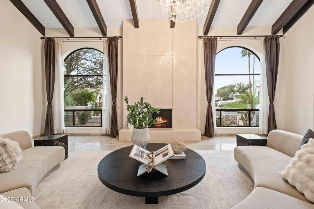 Real Estate Picture 5