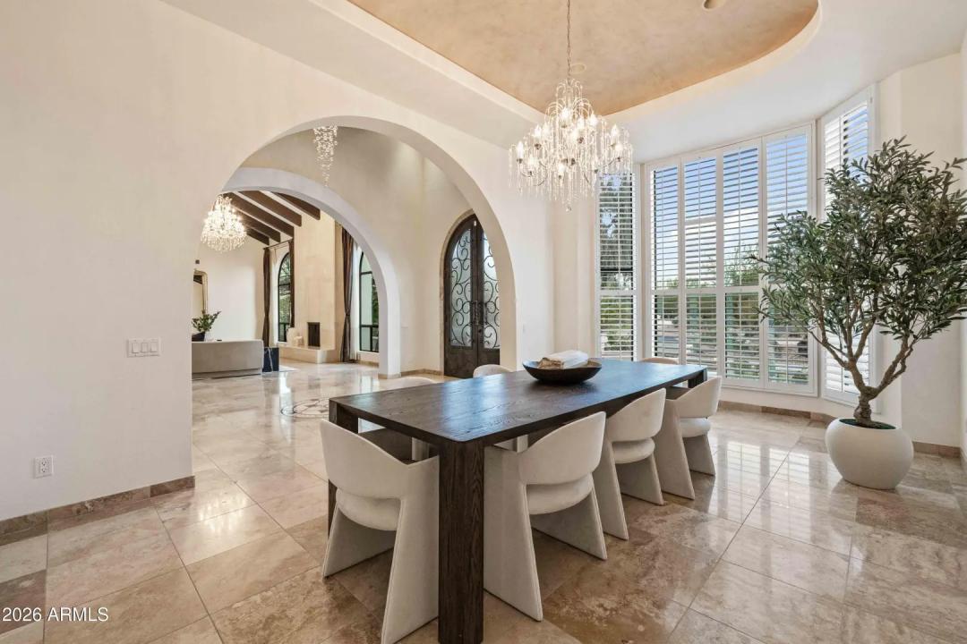 Real Estate Picture 7