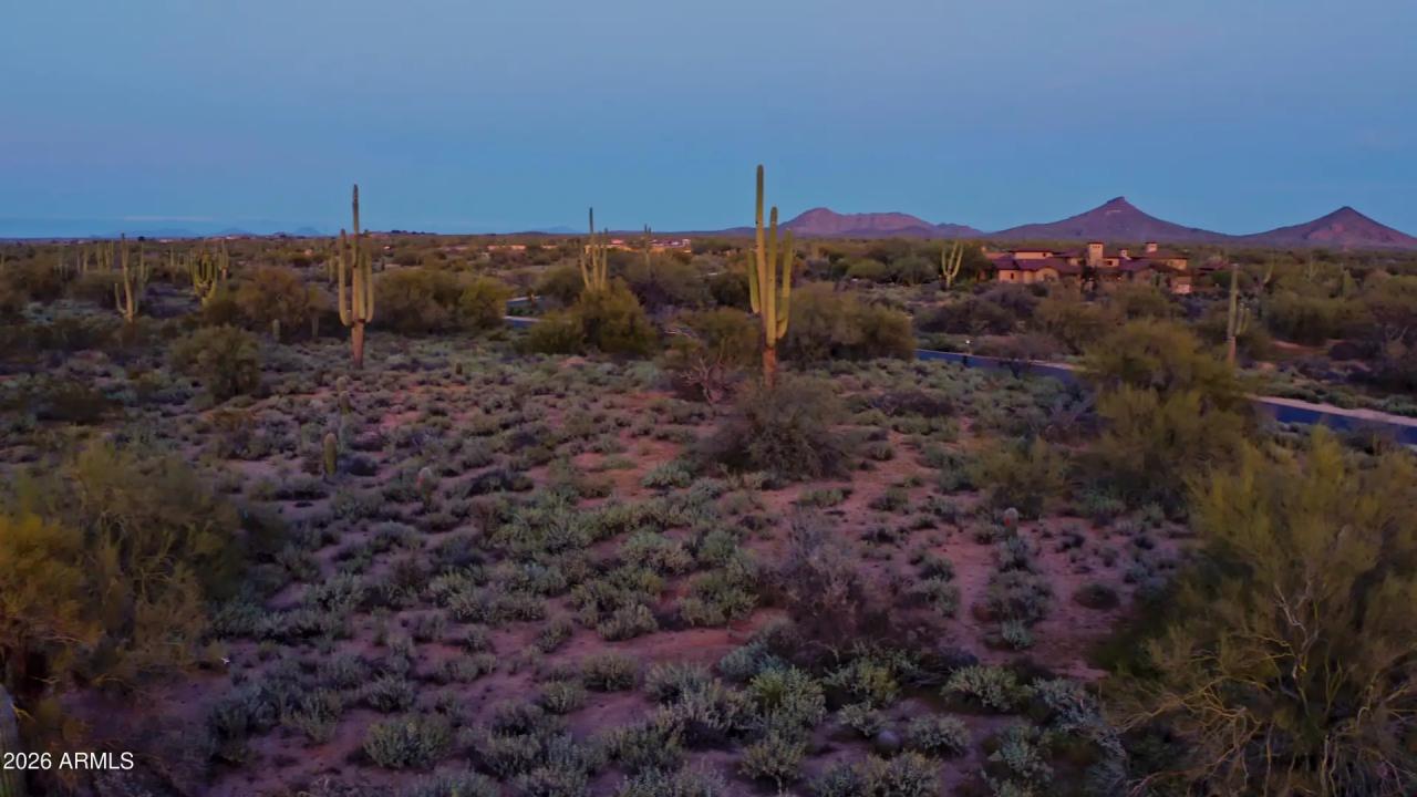 Real Estate Picture 6