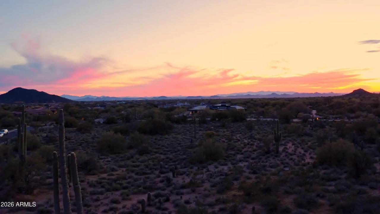 Real Estate Picture 7