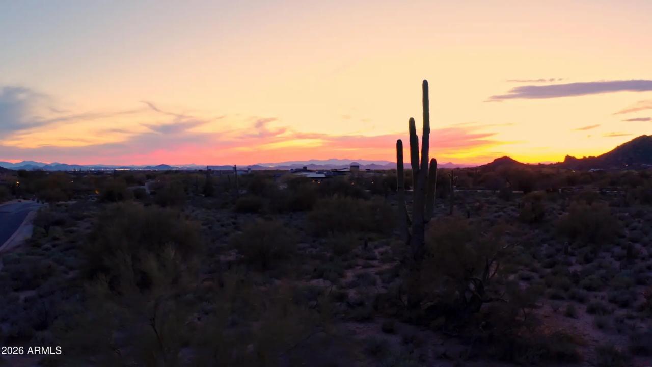 Real Estate Picture 10