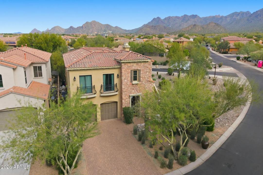 Real Estate Picture 60