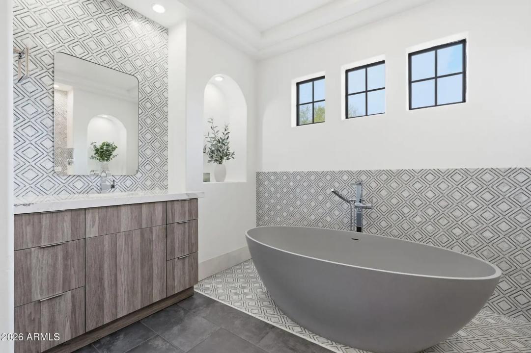 Real Estate Picture 29