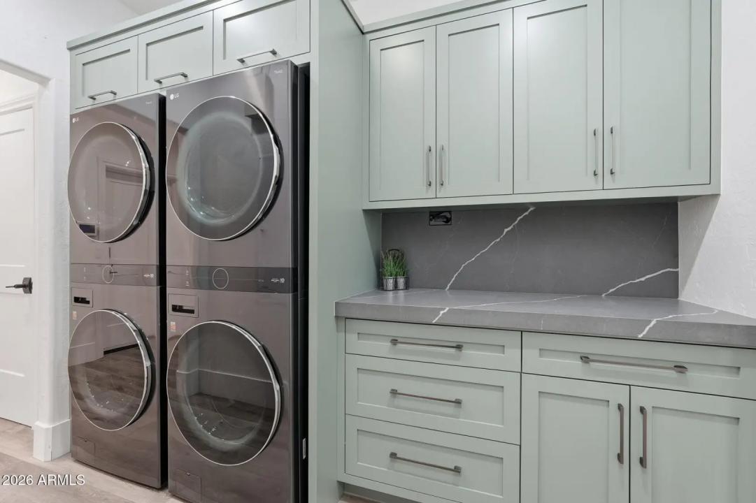 Real Estate Picture 45