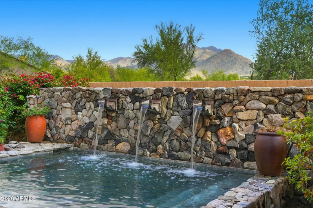 Real Estate Picture 2