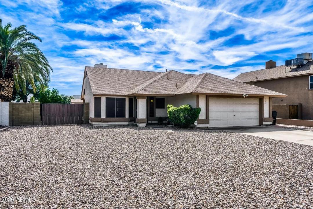 Real Estate Picture 3