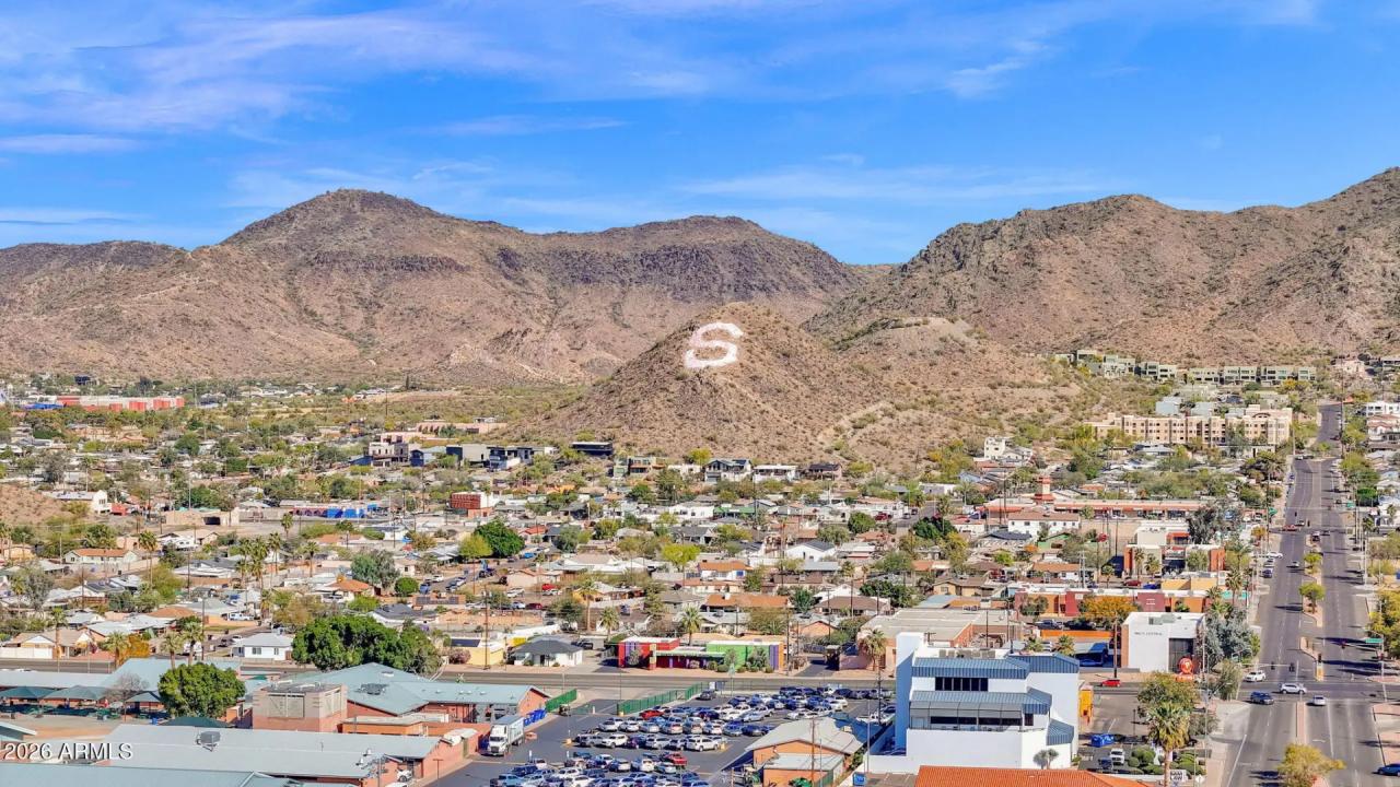 Real Estate Picture 45