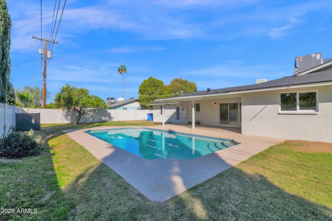 Real Estate Picture 36