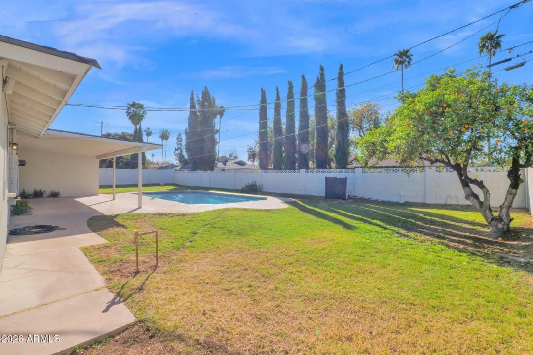 Real Estate Picture 40