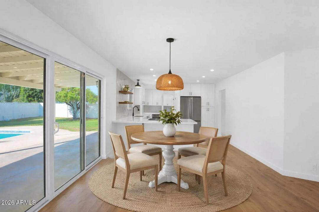 Real Estate Picture 13