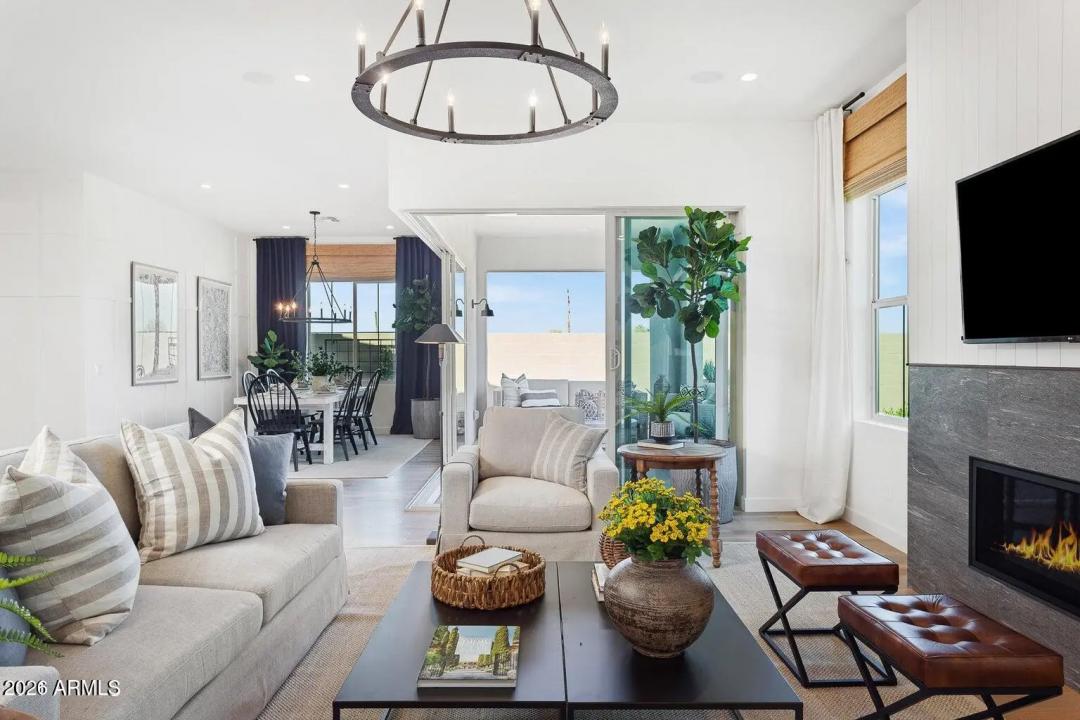 Real Estate Picture 10