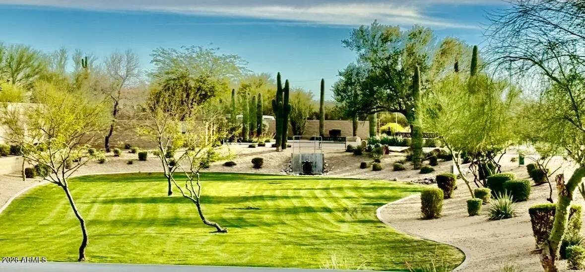 Real Estate Picture 8