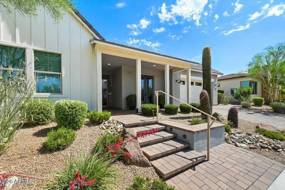 Real Estate Picture 2