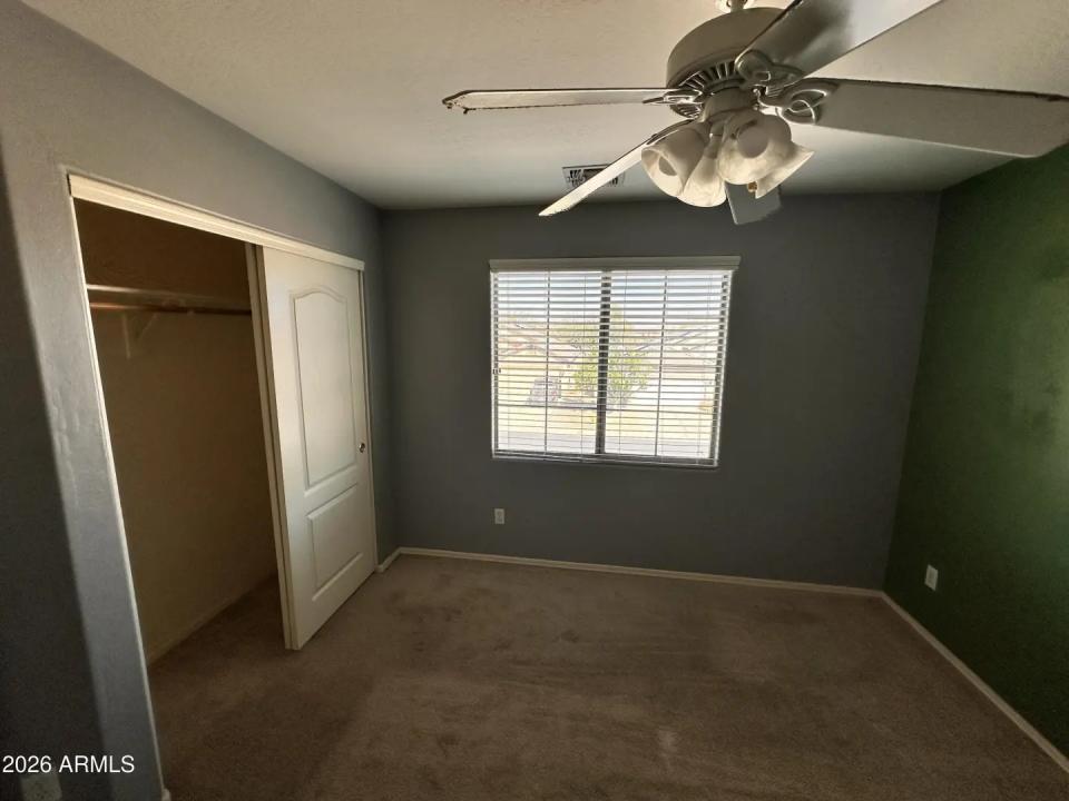 Real Estate Picture 15